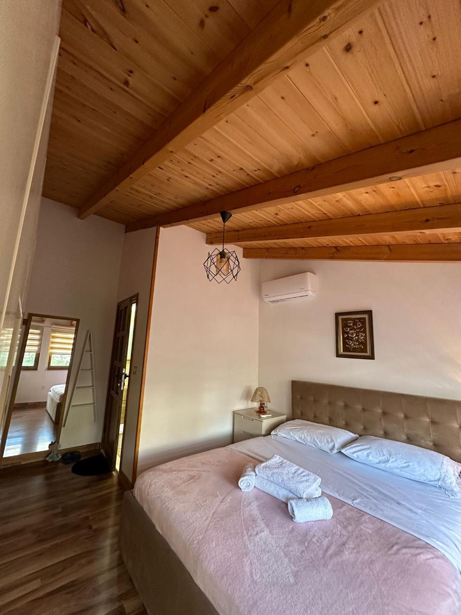 Alimeti Guesthouse ベラト エクステリア 写真