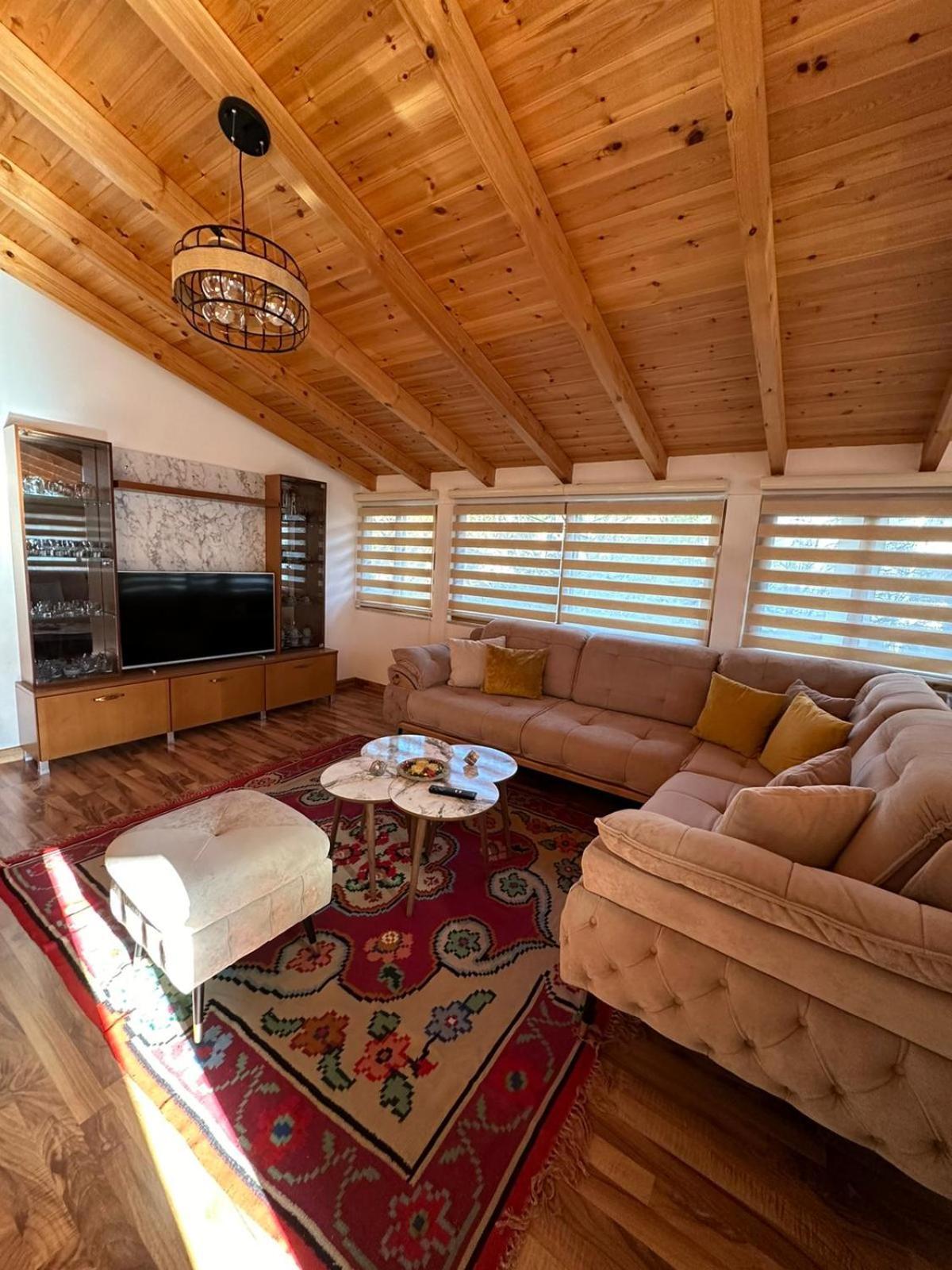 Alimeti Guesthouse ベラト エクステリア 写真
