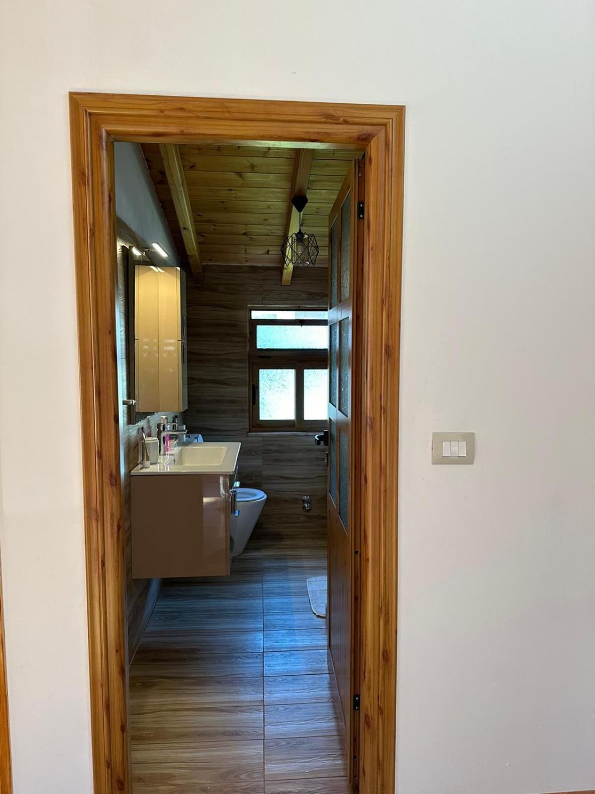 Alimeti Guesthouse ベラト エクステリア 写真
