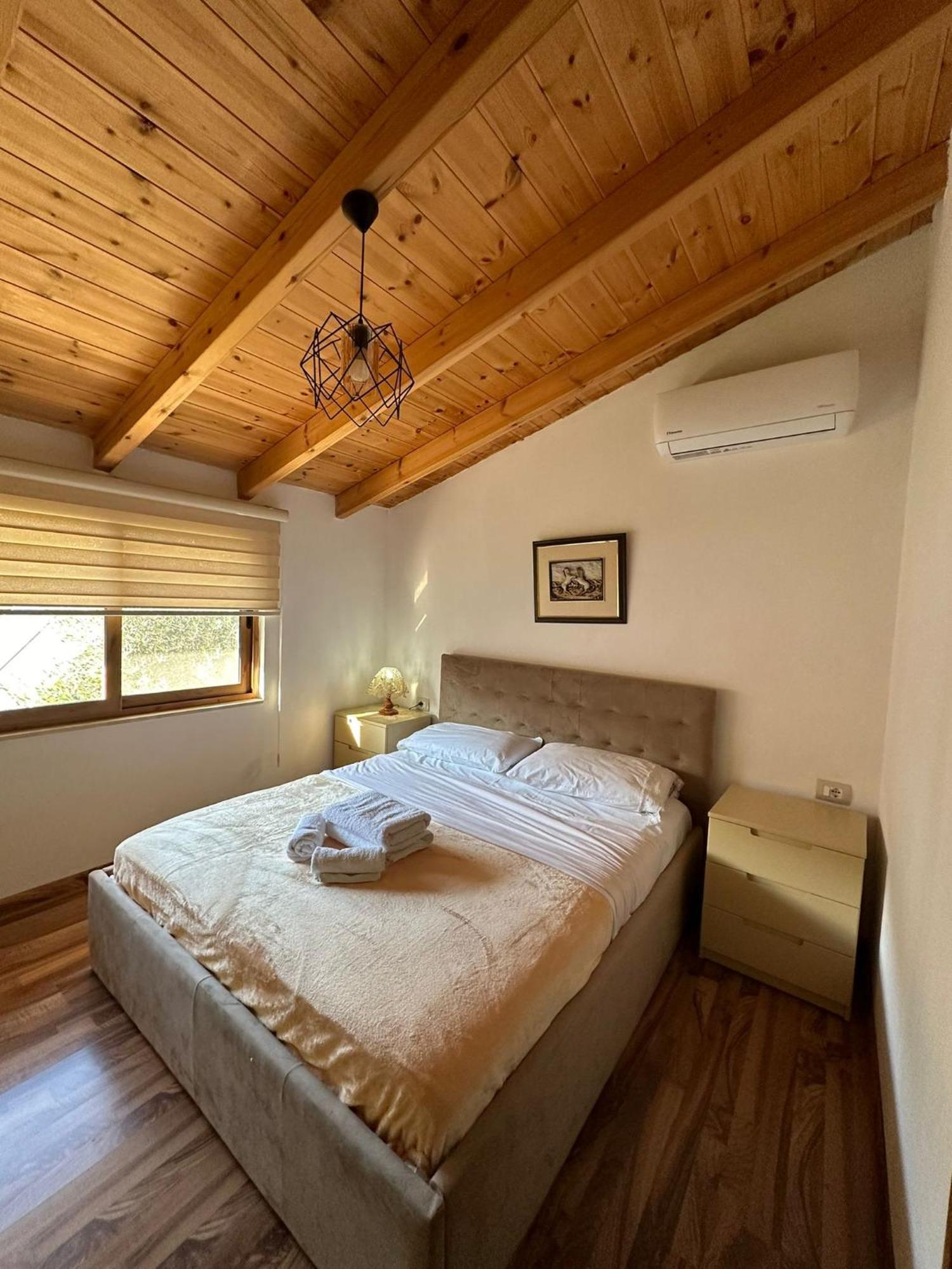 Alimeti Guesthouse ベラト エクステリア 写真