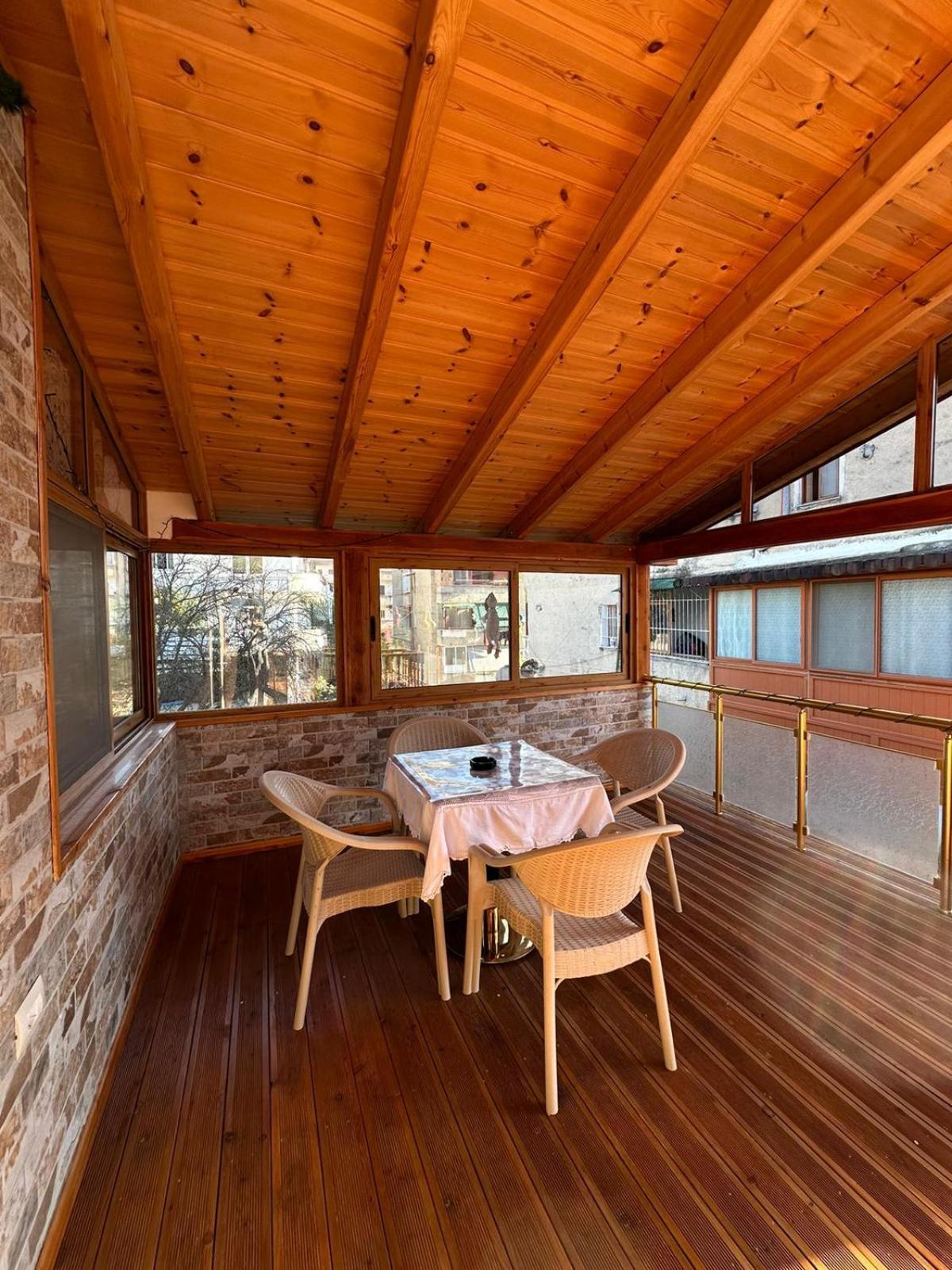 Alimeti Guesthouse ベラト エクステリア 写真