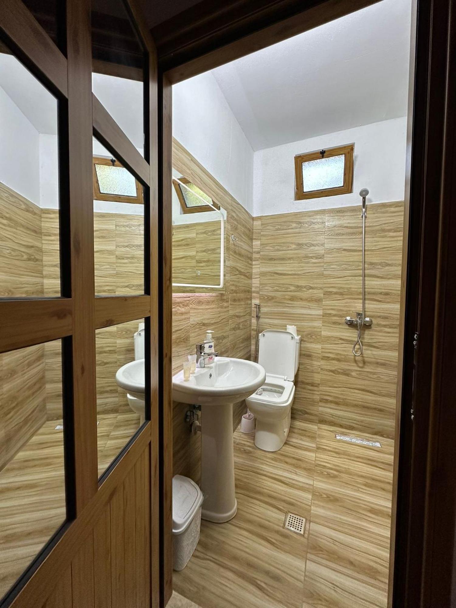 Alimeti Guesthouse ベラト エクステリア 写真